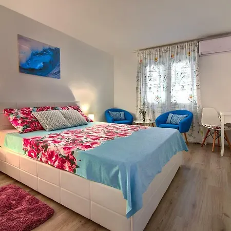 Mila Apartman Pula